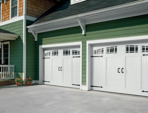 Garage Door – Bob Timberlake Davidson with Seeded Glass Windows, Cambridge Handles and Hinges, Custom Painted